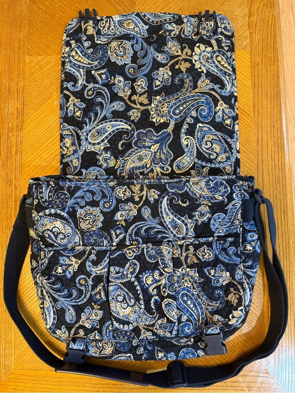 Vera Bradley Navy and Light Blue Paisley Messenger Bag